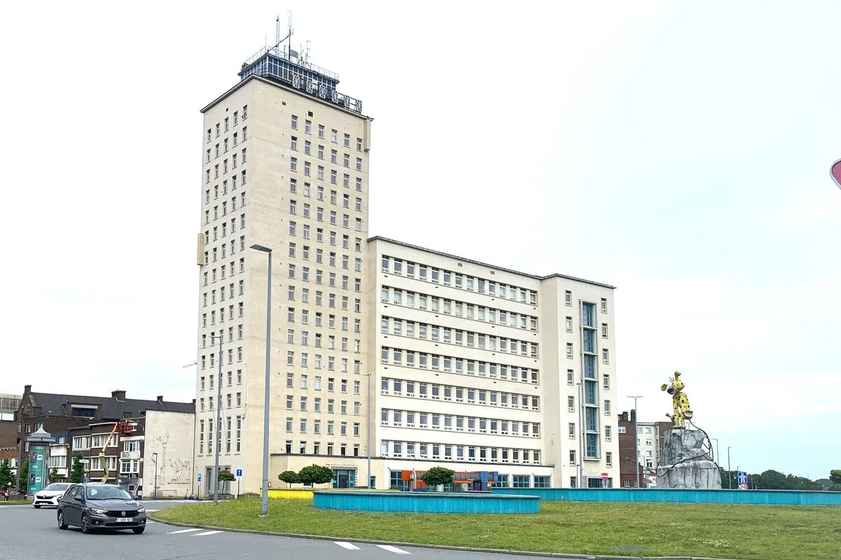 slide bureau commerce